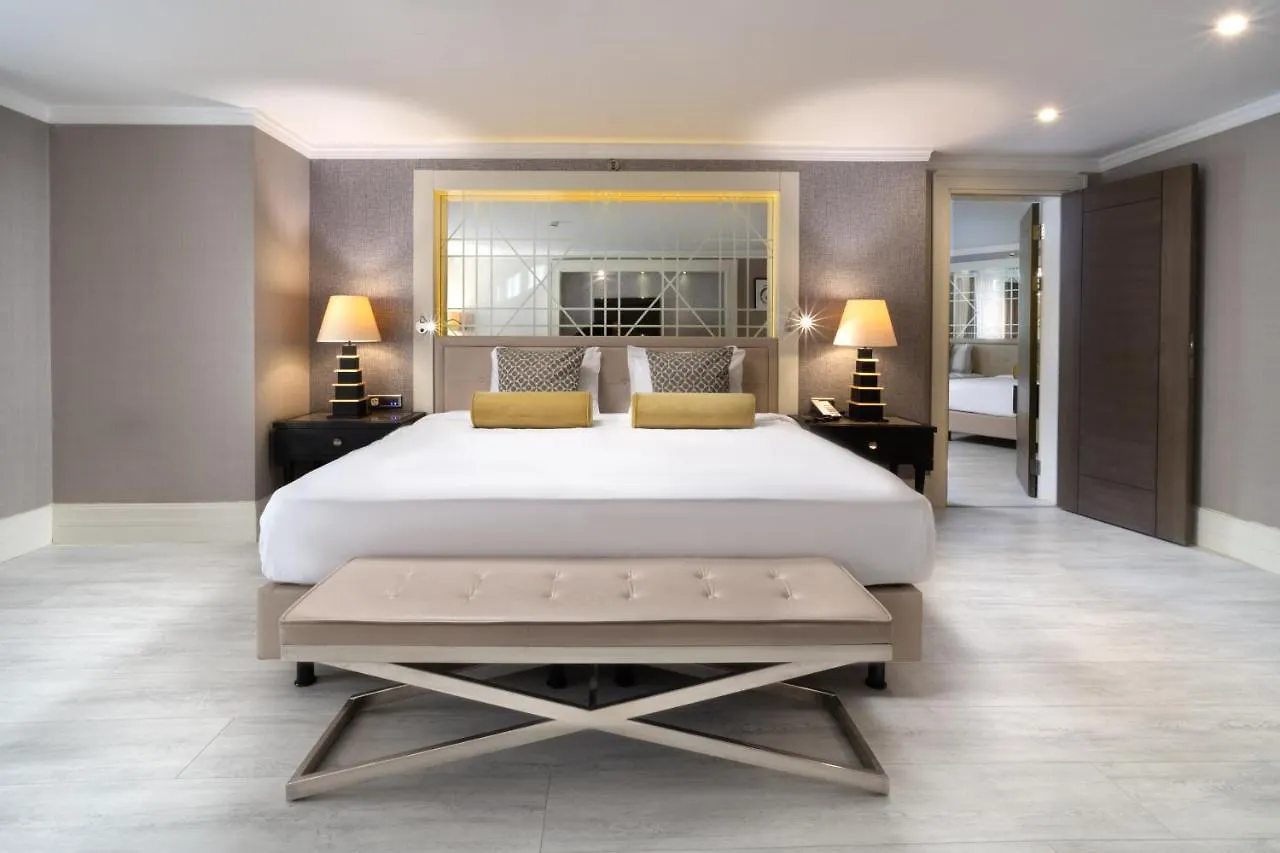 Mercure Istanbul Bomonti Отель