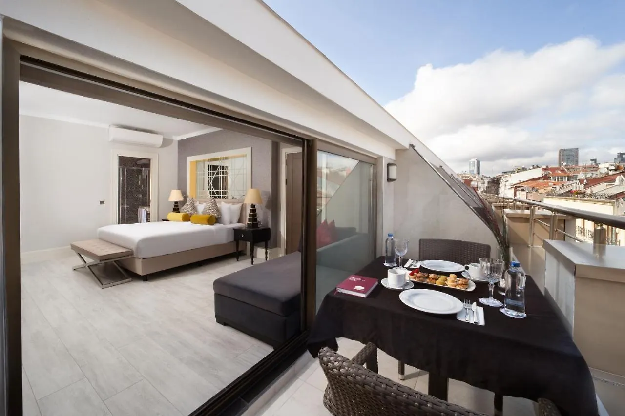Отель Mercure Istanbul Bomonti