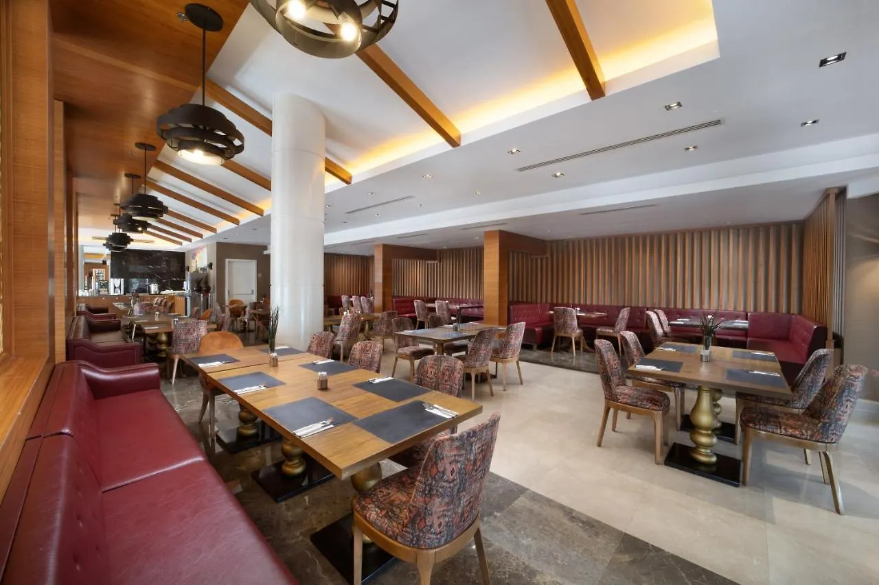 Mercure Istanbul Bomonti 5*,  Turkey